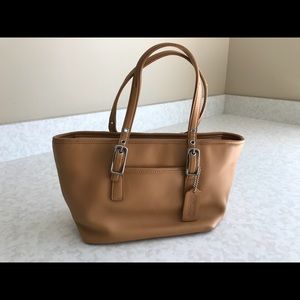 Coach tan small tote purse with hangtag